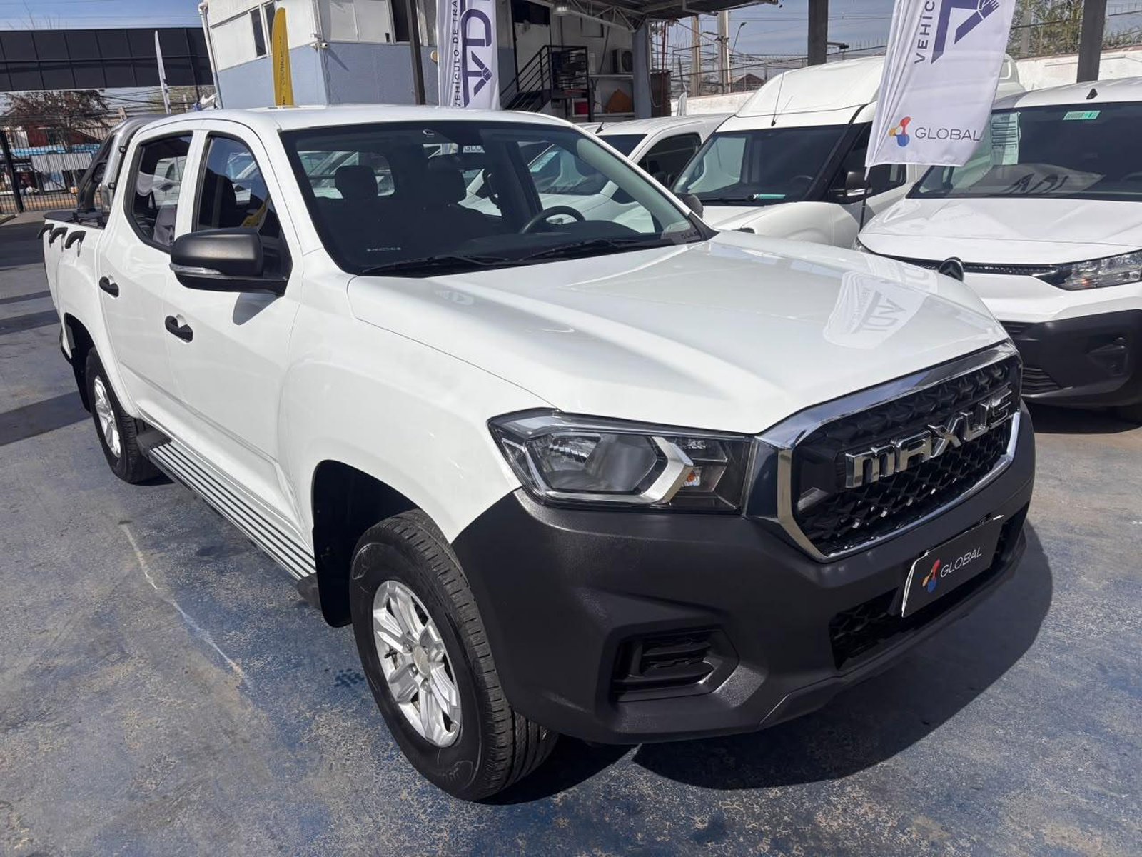 Maxus T60 T60 DC DX 2.8D MT 4X2 2024 - Foto 3 de 10