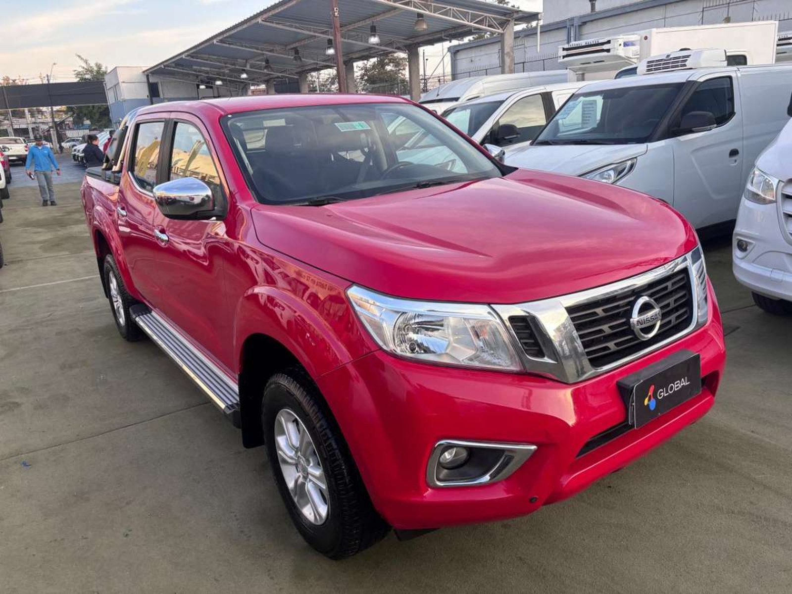 Nissan NP300 DCAB 2.3 2021 - Imagen 3 de 10