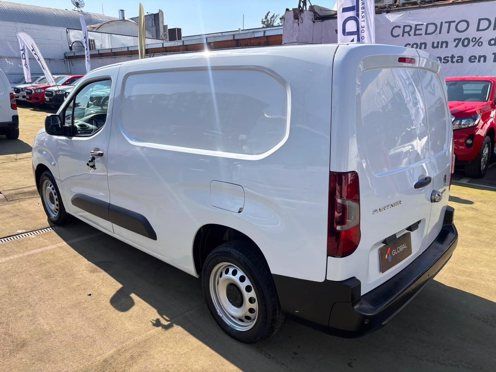 Peugeot PARTNER L2 1.6 Diesel 2022 - Imagen 6 de 10
