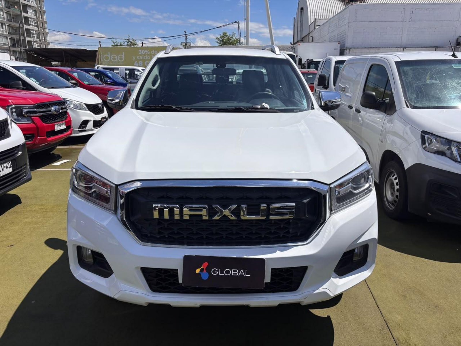 Maxus T60 2.0 GLX 4X4 AT 2022 - Foto 2 de 10