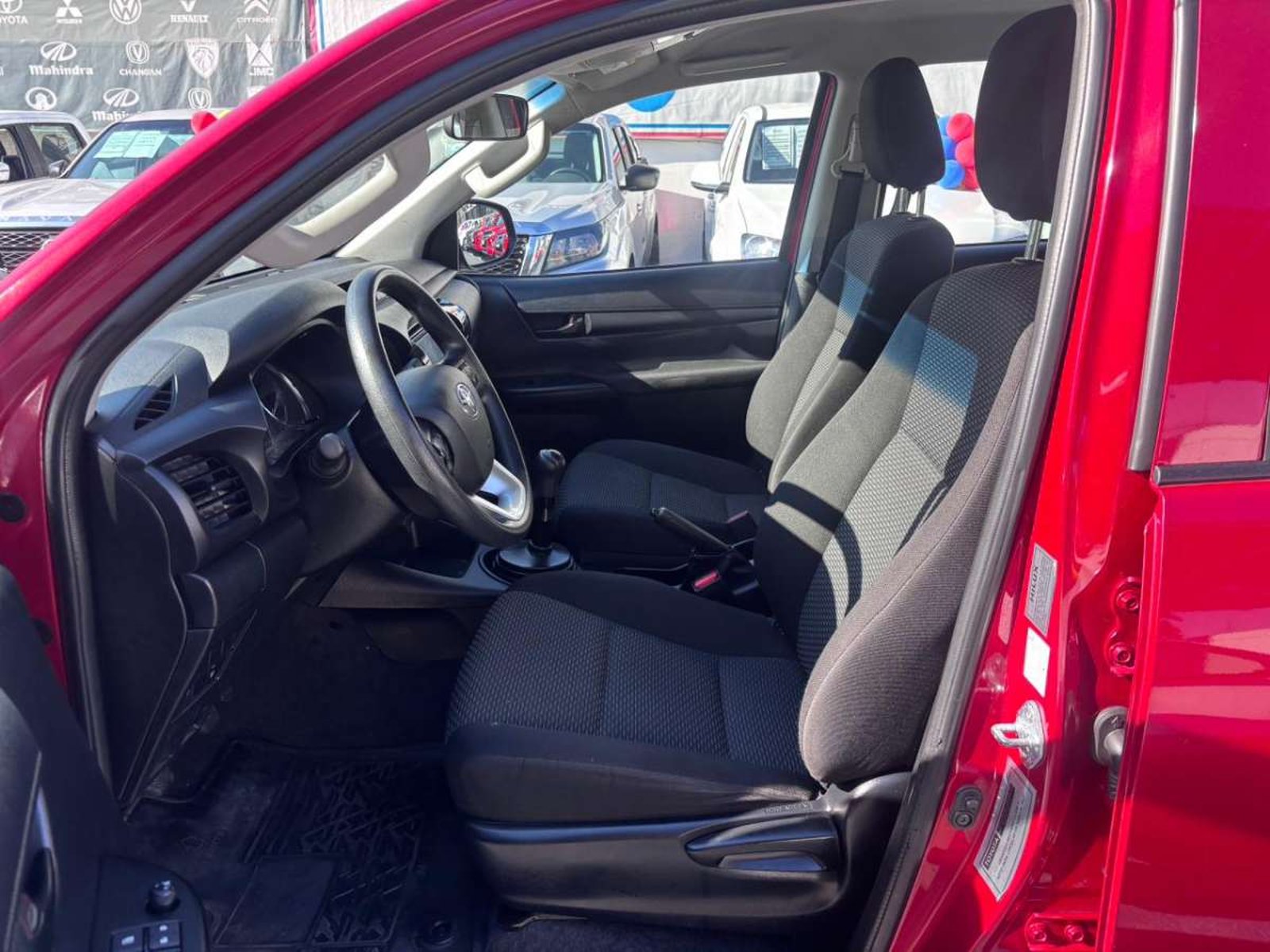 Toyota HILUX DOBLE CABINA 2.4 2023 - Imagen 10 de 10