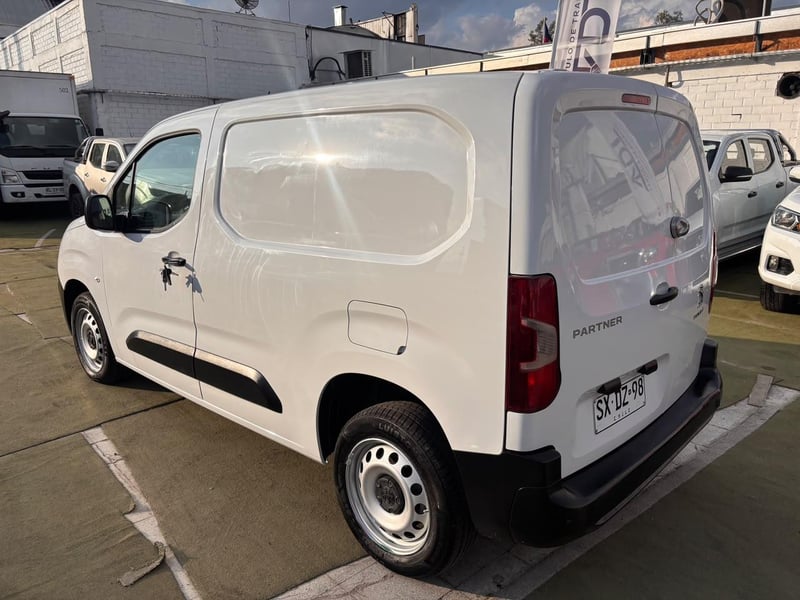 Peugeot PARTNER L1 1.5 BlueHDi 2023 - Imagen 6 de 10