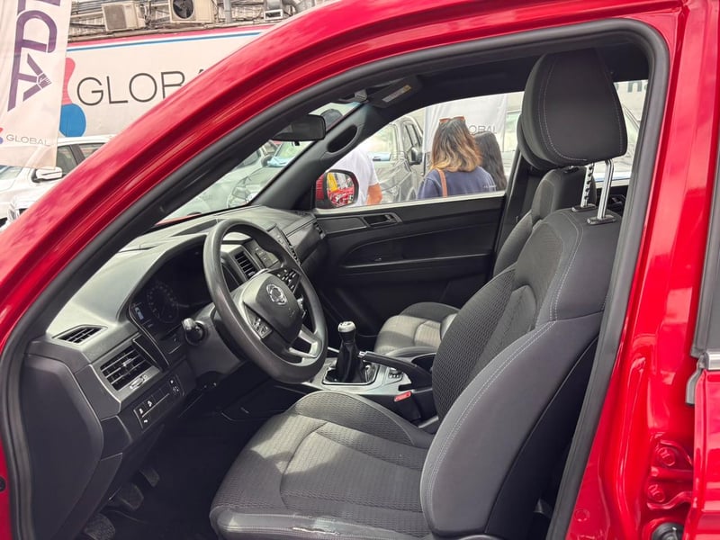 SsangYong Grand Musso GLX 2.2L 4X4 6MT 2024 - Imagen 10 de 10