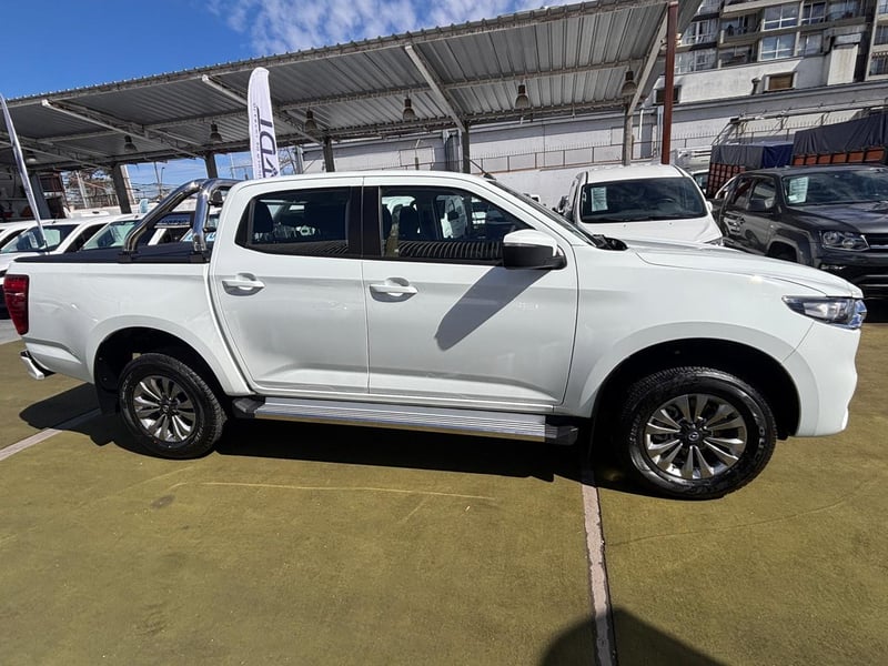 Mazda BT-50 Thunder 3.0 4x4 2022 - Imagen 4 de 10
