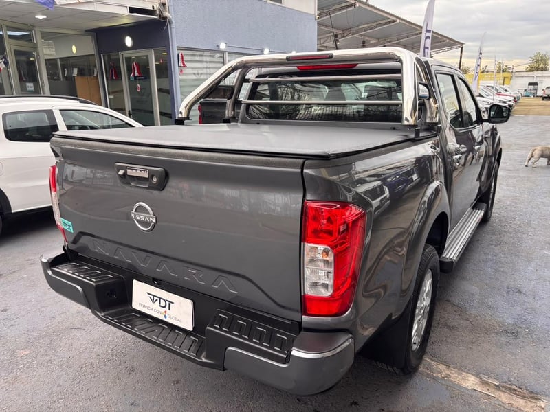 Nissan NAVARA XE 4X2 2.3 DIESEL 2023 - Imagen 8 de 10