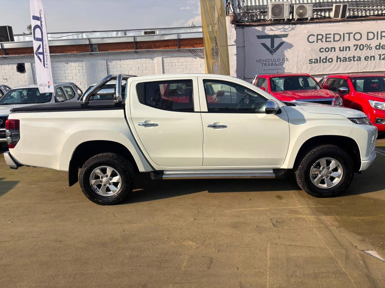 Mitsubishi L200 Katana 2.4 4x2 MT 2021 - Foto 4 de 10