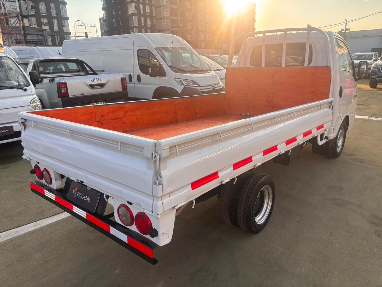 Hyundai PORTER 2022 - Imagen 8 de 10