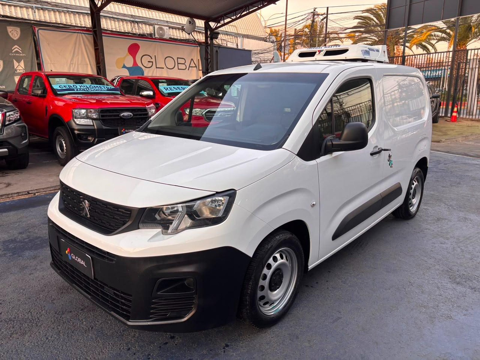 Peugeot PARTNER 2022 - Imagen 3 de 10