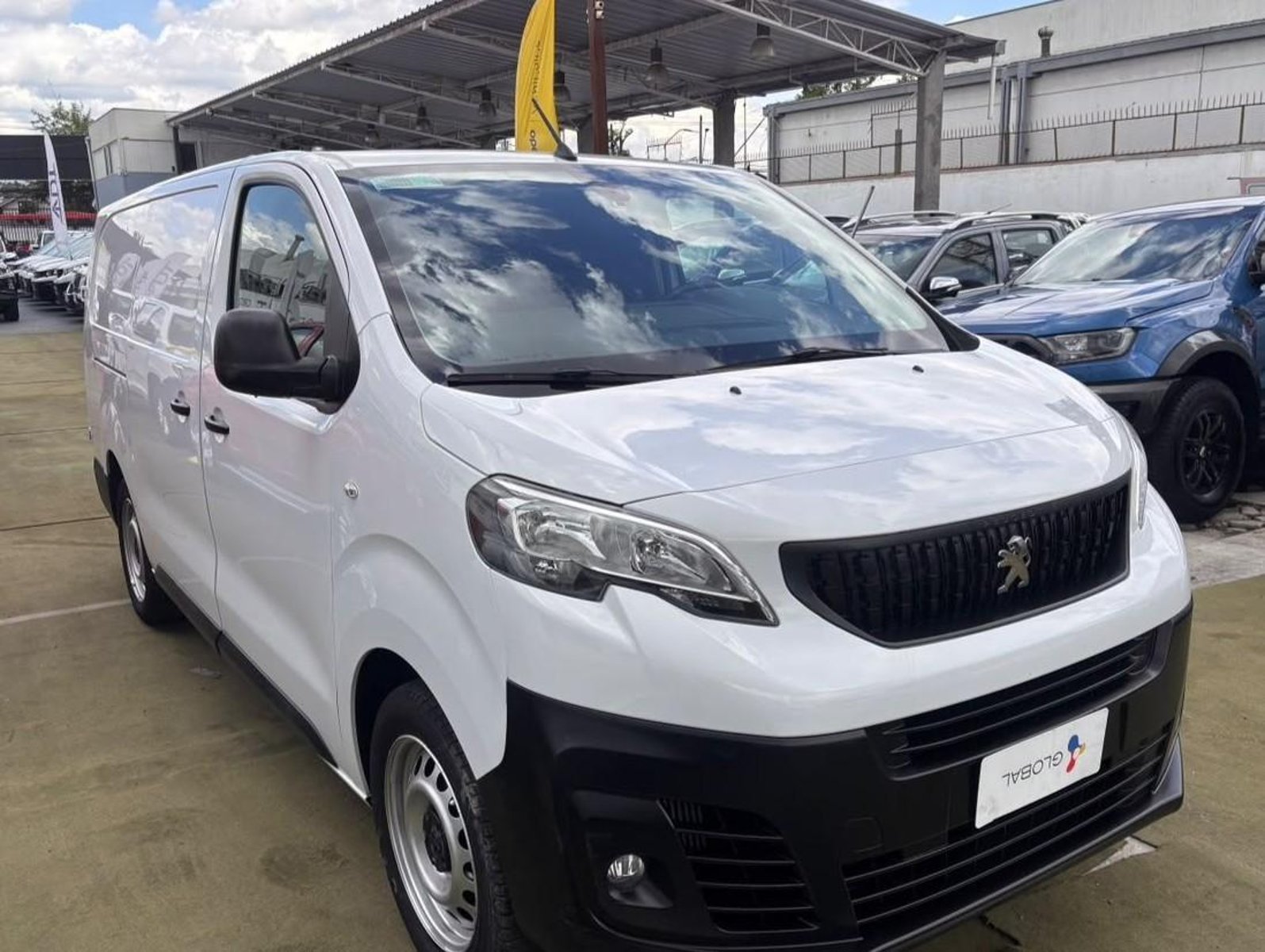 Peugeot EXPERT Premium Long 2.0 HDi 2023