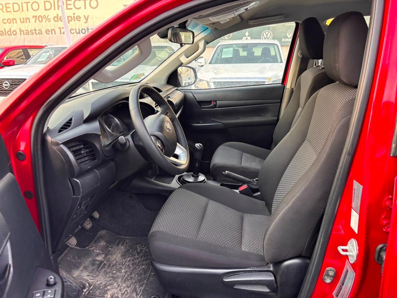 Toyota HILUX DX 2.4 4x2 2023 - Imagen 10 de 10