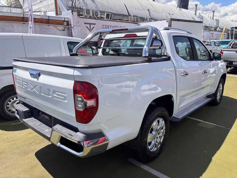 Maxus T60 2.0 GLX 4X4 AT 2022 - Imagen 8 de 10