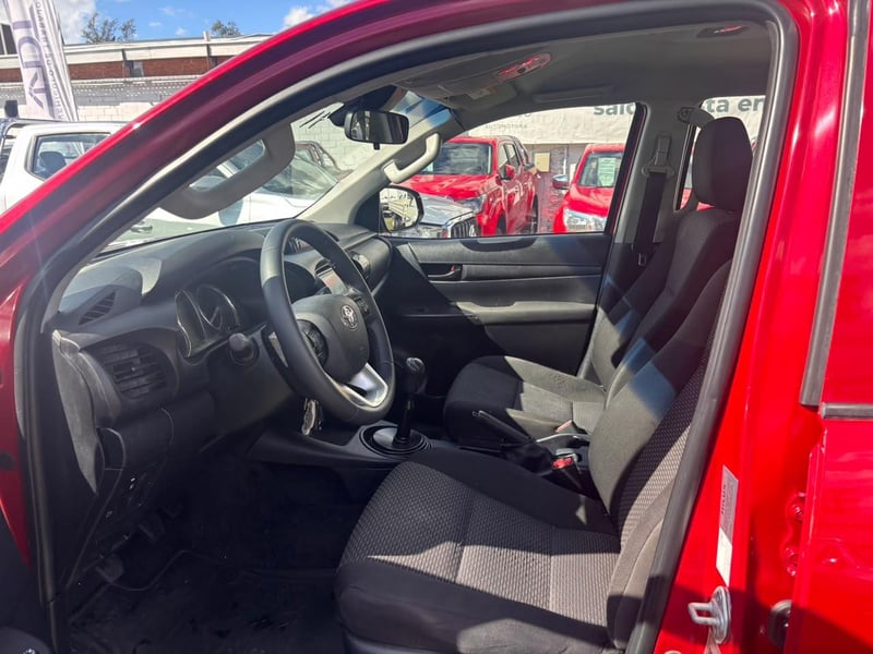 Toyota HILUX DX 2.4 4x2 2023 - Imagen 10 de 10