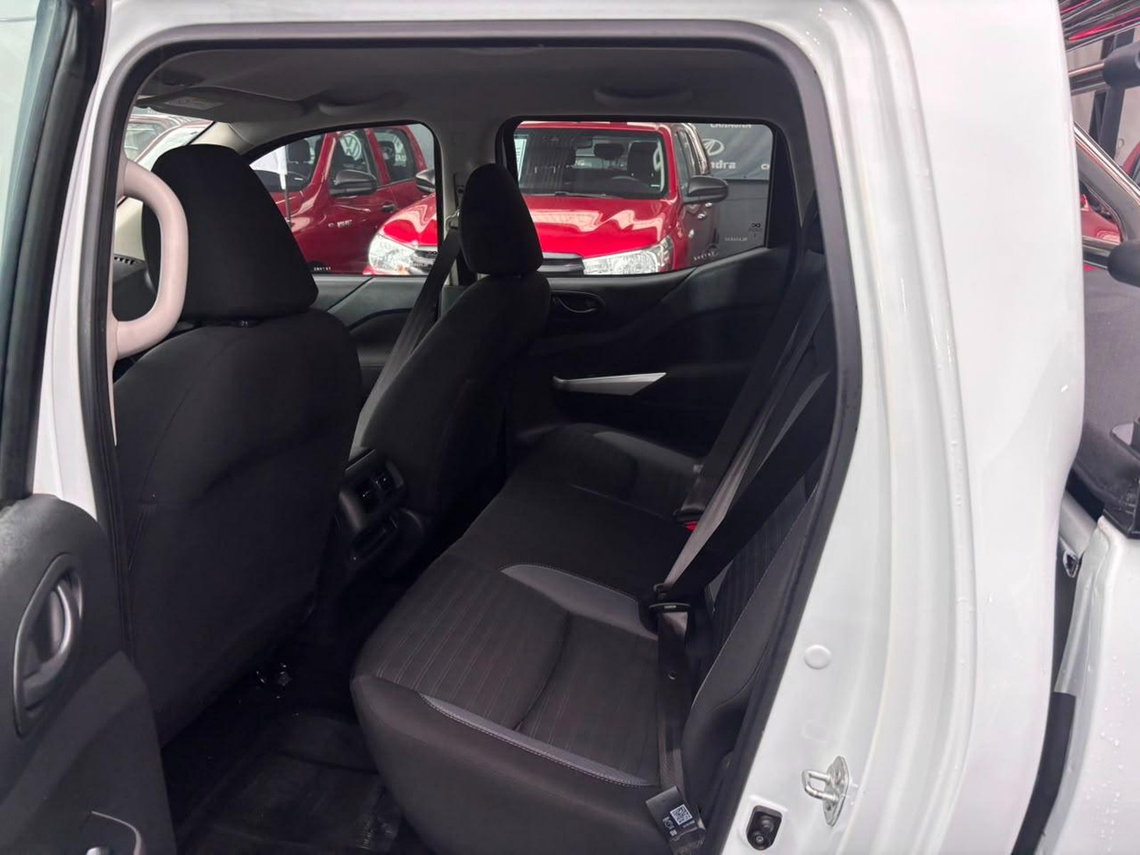 Nissan NAVARA (D23) DC 2.3 HO AT 4X4 XE 4X4 2.3 DIESEL 2024 - Imagen 9 de 10