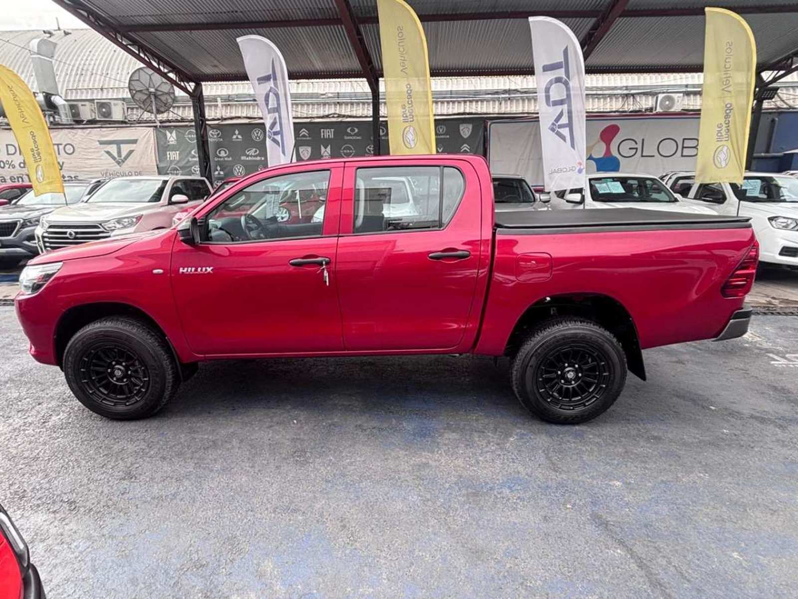 Toyota HILUX DOBLE CABINA 2.4 dx 4x2 2023 - Foto 5 de 10