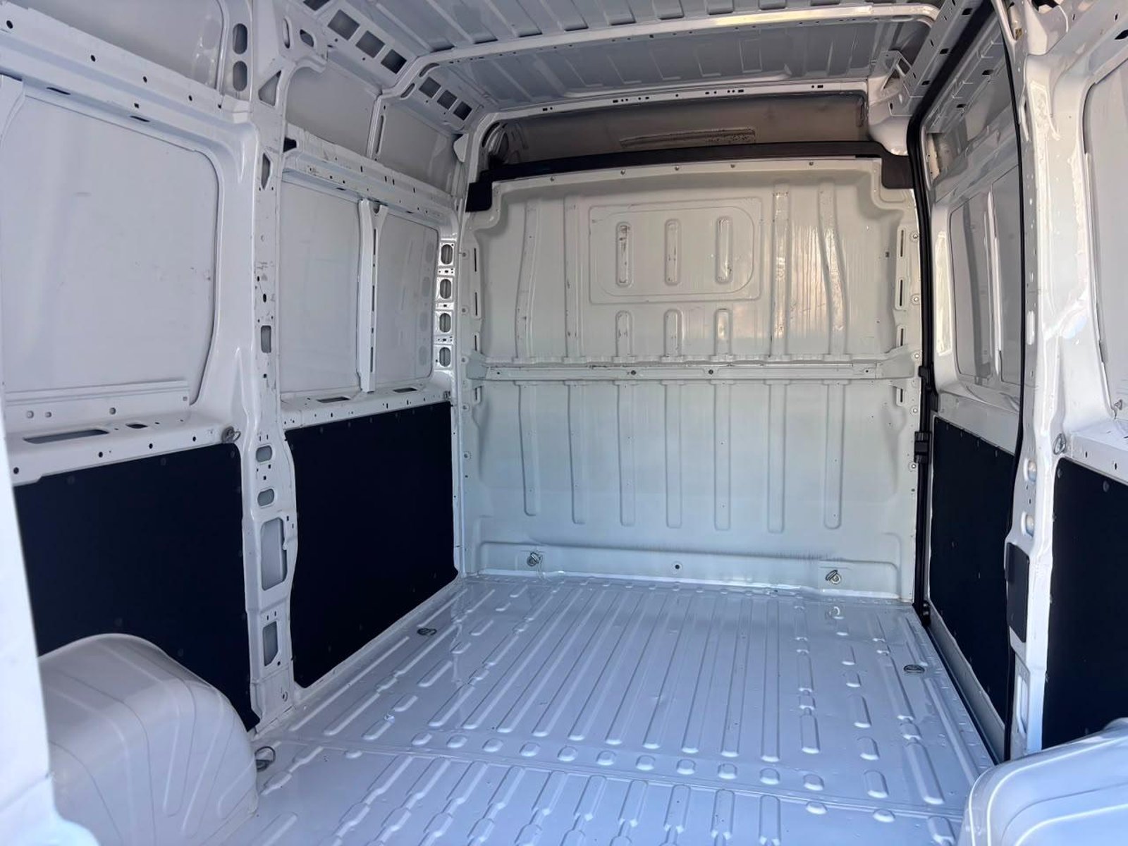 Peugeot BOXER - FURGON 2023 - Imagen 9 de 10