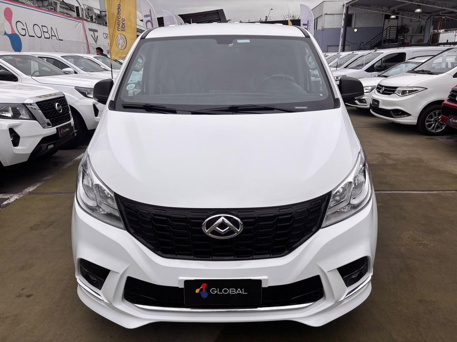 Maxus G10 2025 - Foto 2 de 10