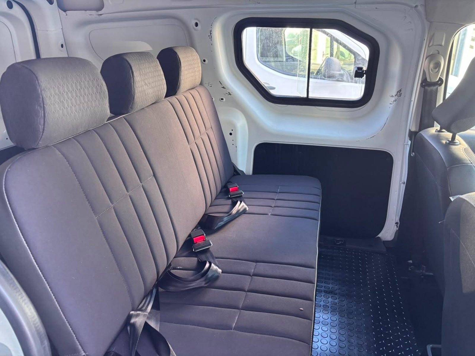 Renault Express 2023 - Imagen 9 de 11