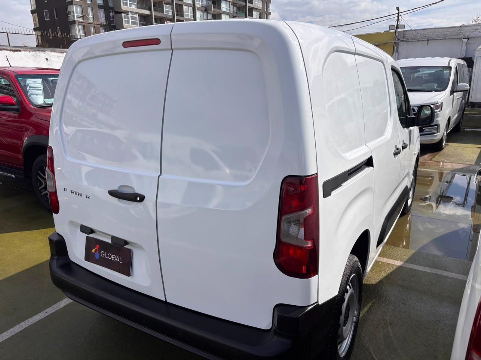 Peugeot PARTNER L1 HDI 1.6 2022 - Imagen 8 de 10