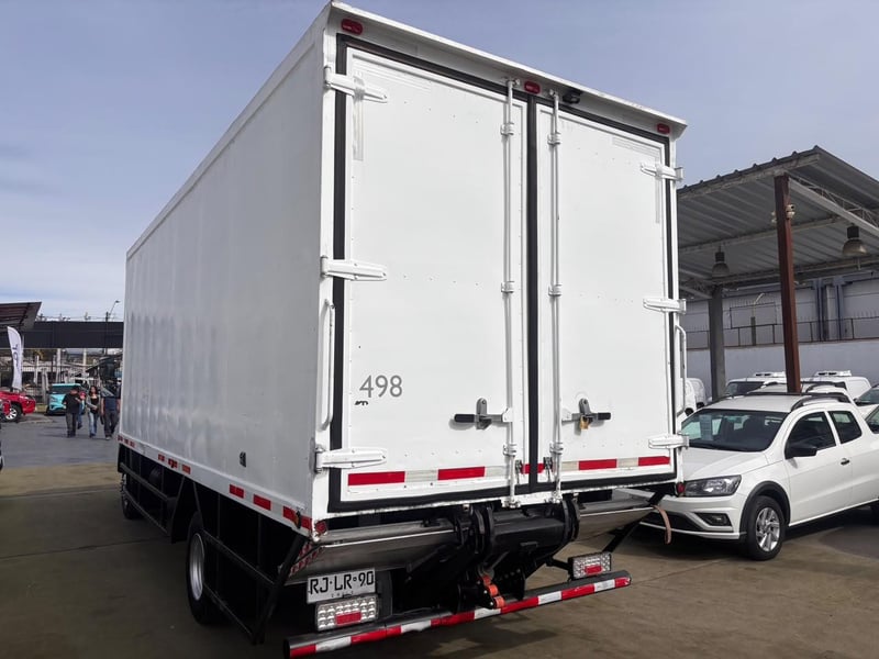 Mitsubishi FUSO 1017 2022 - Imagen 6 de 10