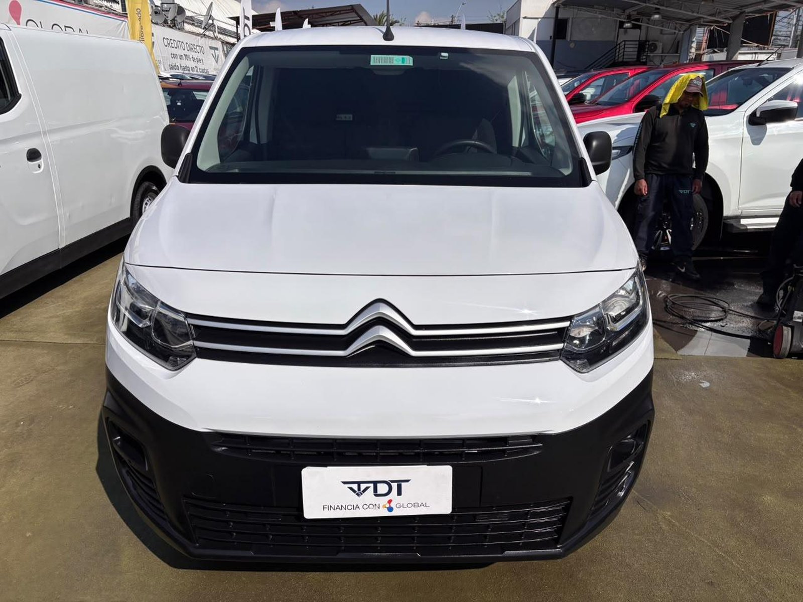 Citroën Berlingo 2024 - Foto 2 de 10