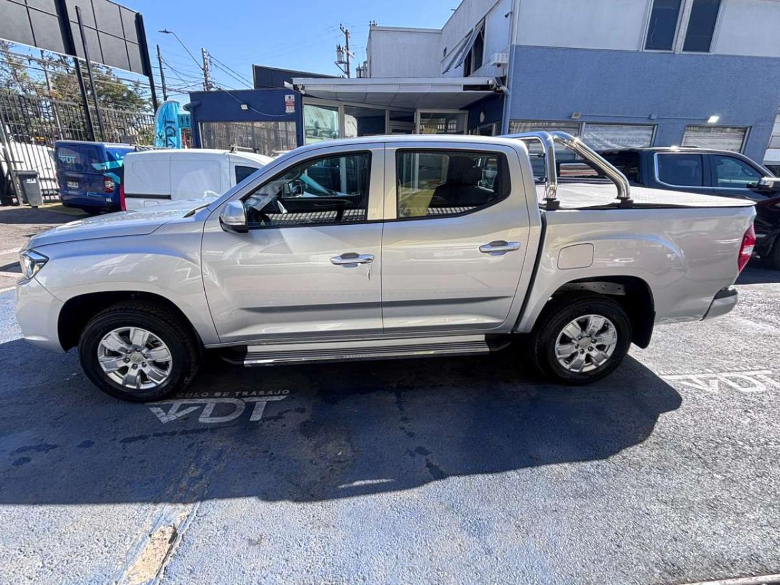 Maxus T60 DCAB 4X4 2.8 GL 4X4 2022 - Foto 5 de 10