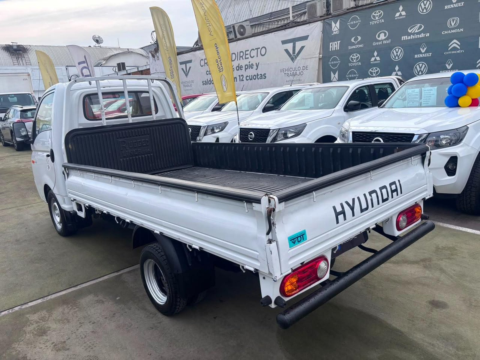 Hyundai PORTER II HI SUPER DOHC 2.5 2022 - Imagen 6 de 10