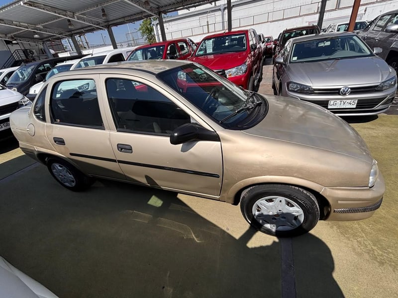 Chevrolet CORSA EXTRA PWR 1.6 2007 - Imagen 4 de 10