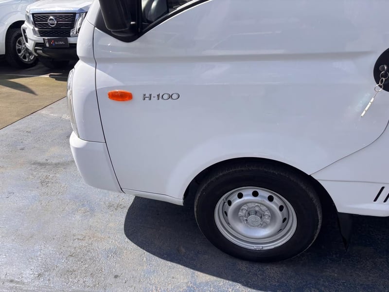 Hyundai PORTER II HI SUPER DOHC 2.5 2022 - Imagen 10 de 10