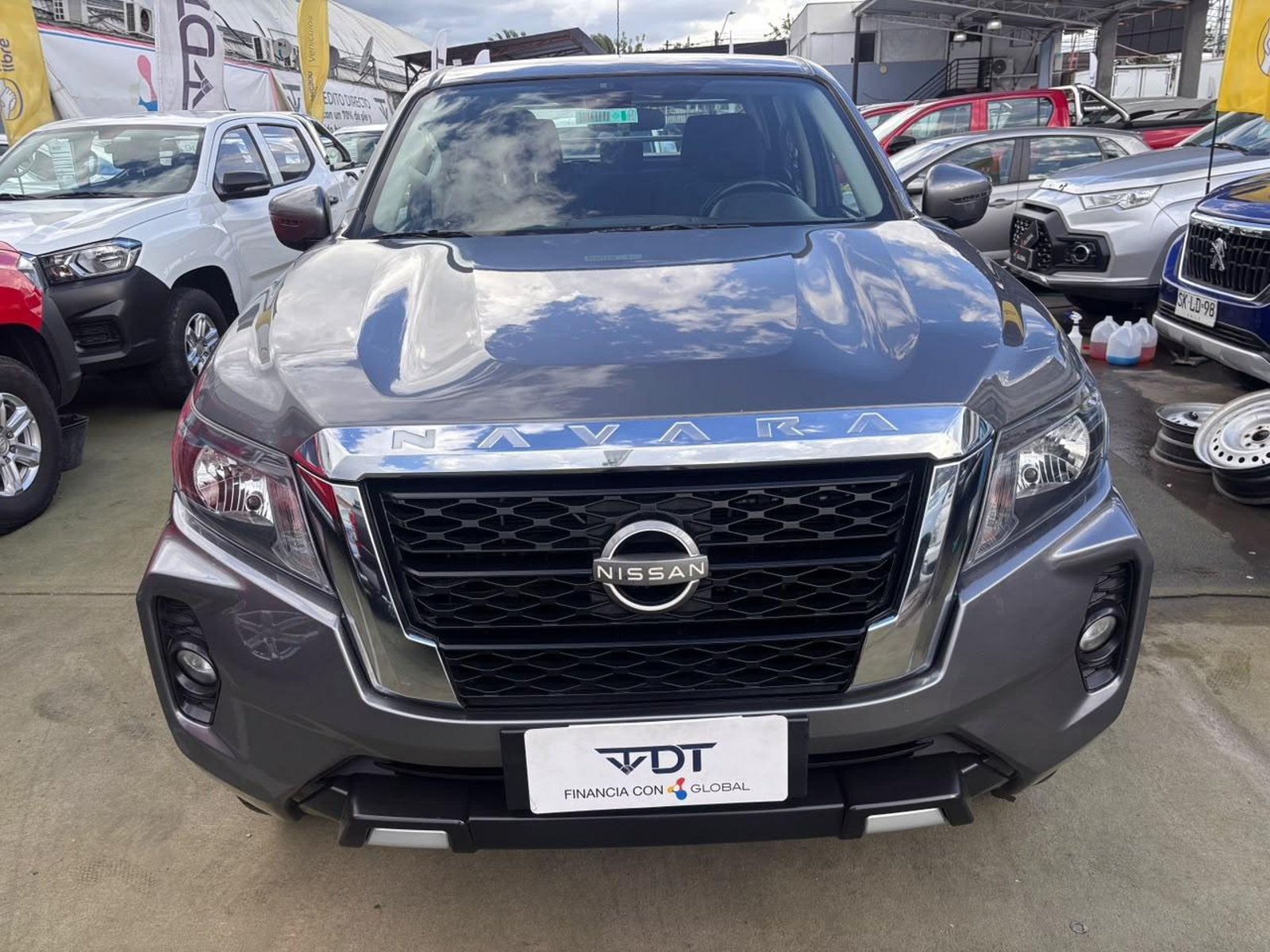 Nissan NAVARA XE 4X4 2.3 2023 - Foto 2 de 10