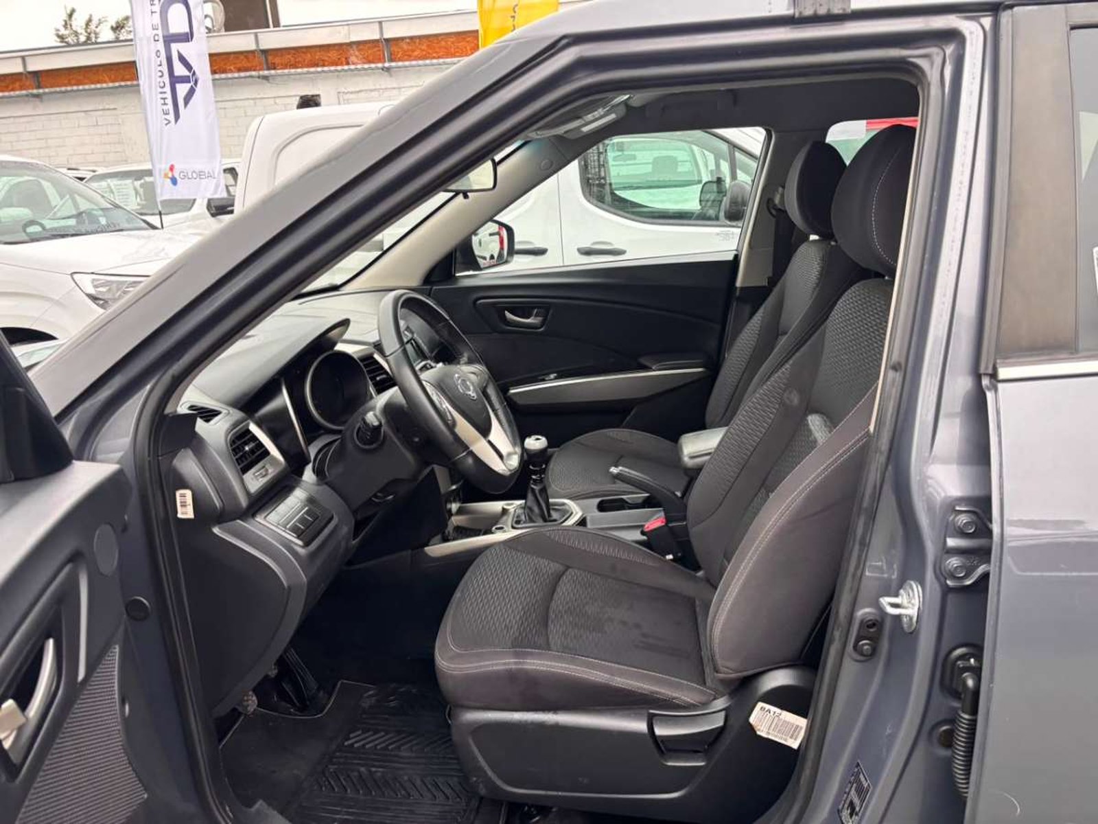SsangYong TIVOLI 1.6 2018 - Imagen 10 de 10
