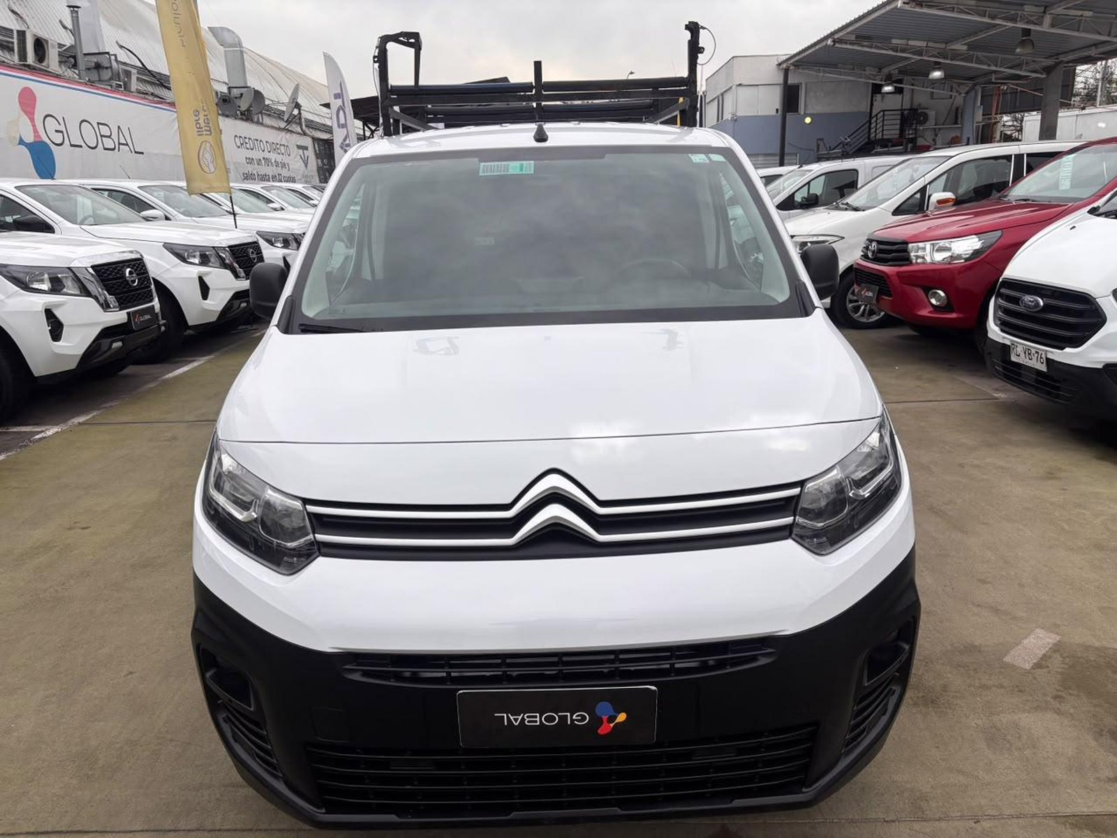 Citroën Berlingo 2024 - Foto 2 de 10