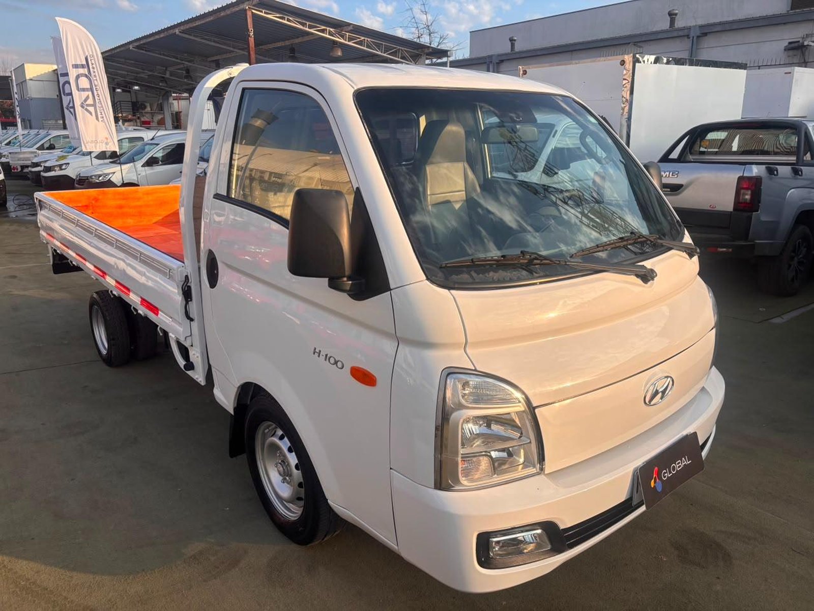 Hyundai PORTER 2022 - Imagen 3 de 10