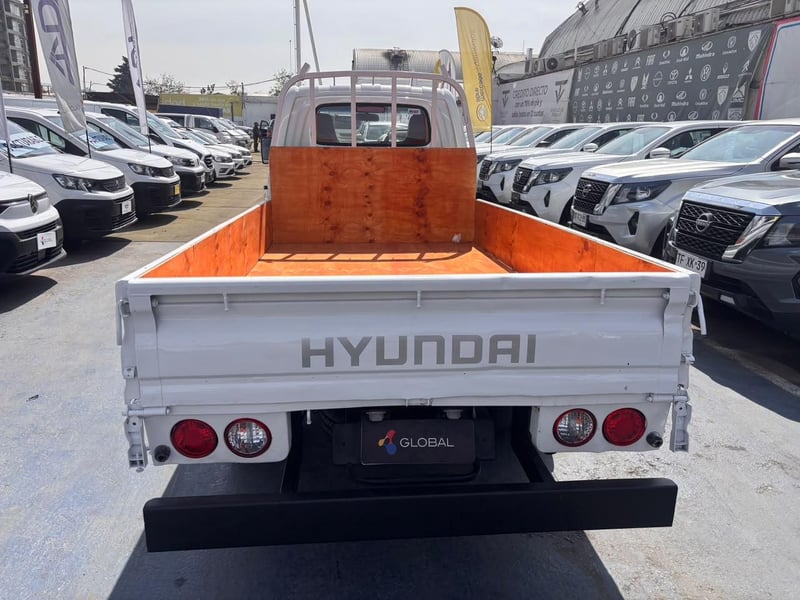 Hyundai PORTER II HI SUPER DOHC 2.5 2022 - Imagen 7 de 10