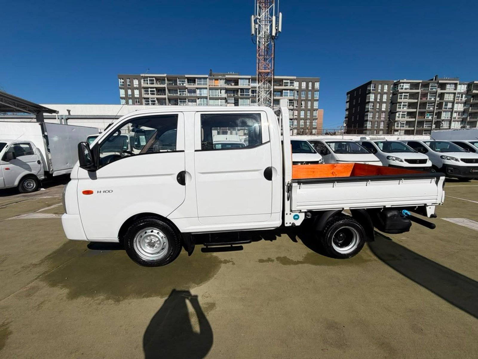 Hyundai PORTER H100 2.5 Doble Cabina 2024 - Foto 5 de 10