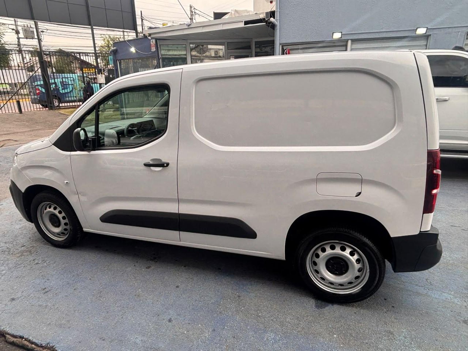 Citroën Berlingo 2024 - Foto 5 de 10
