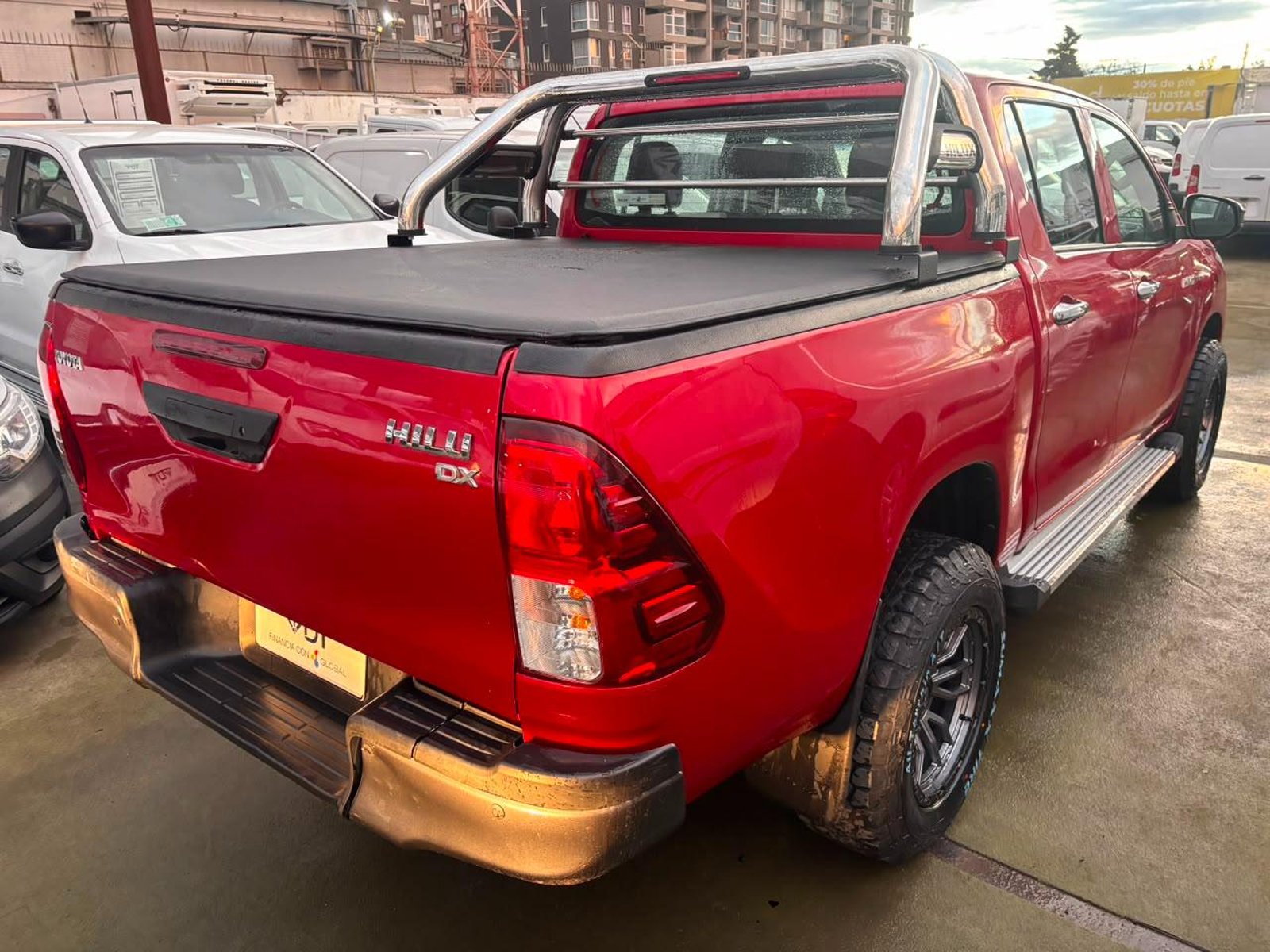 Toyota HILUX 2023 - Imagen 8 de 10