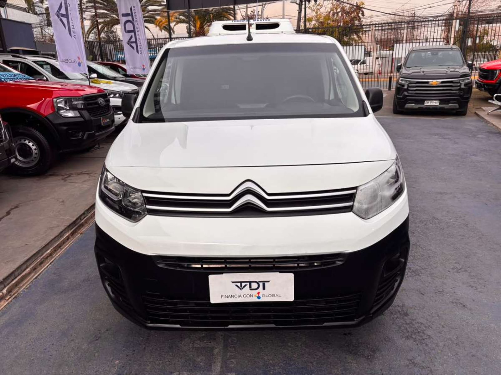 Citroën Berlingo 2022 - Foto 2 de 10