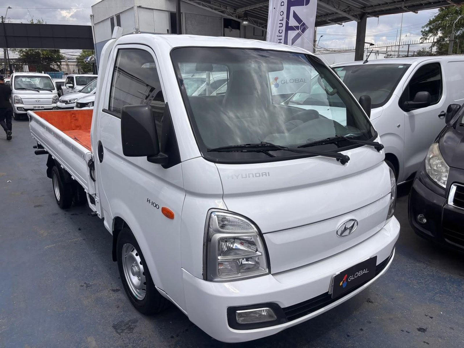 Hyundai PORTER 2023 - Foto 3 de 10