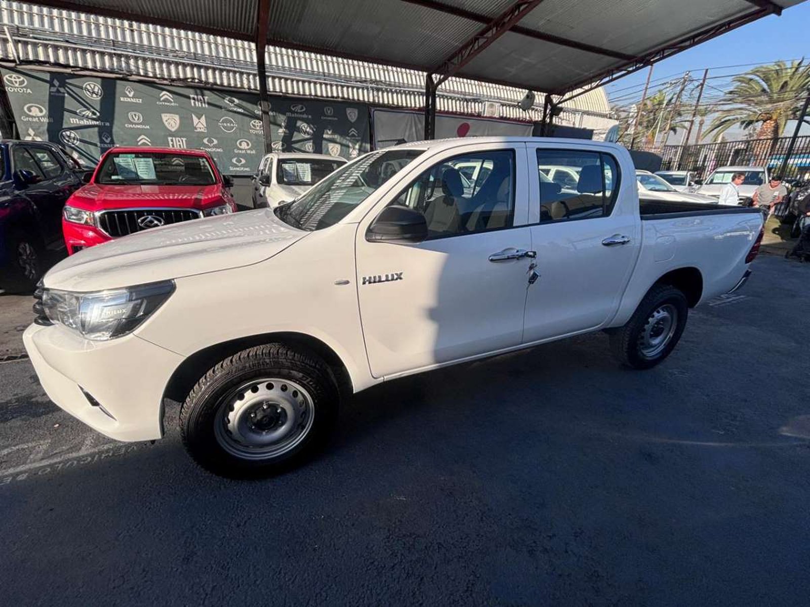 Toyota HI LUX D CAB 2.4 2019 - Foto 4 de 10