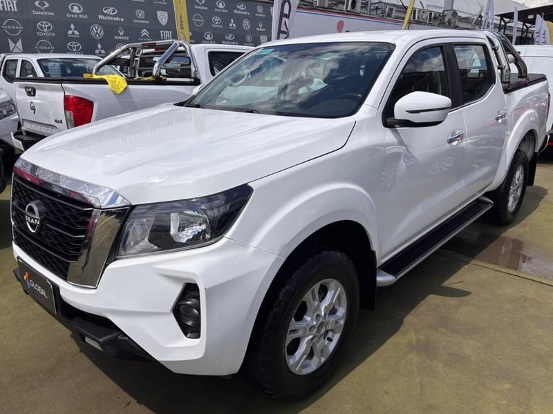 Nissan NAVARA XE 4X2 2.3 DIESEL 2023