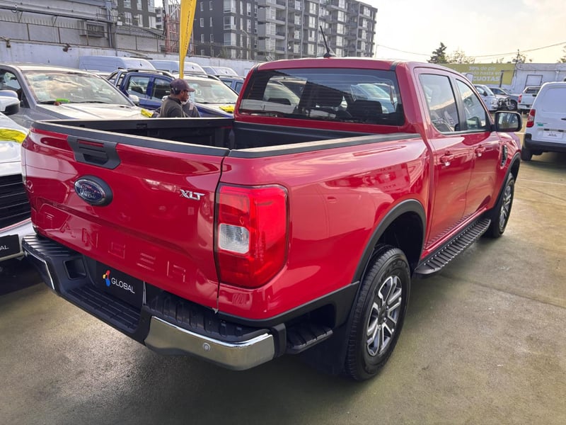 Ford RANGER 2.0 XLT DIESEL 4X2 DOB. CAB. AT 4P 2024 - Imagen 8 de 10