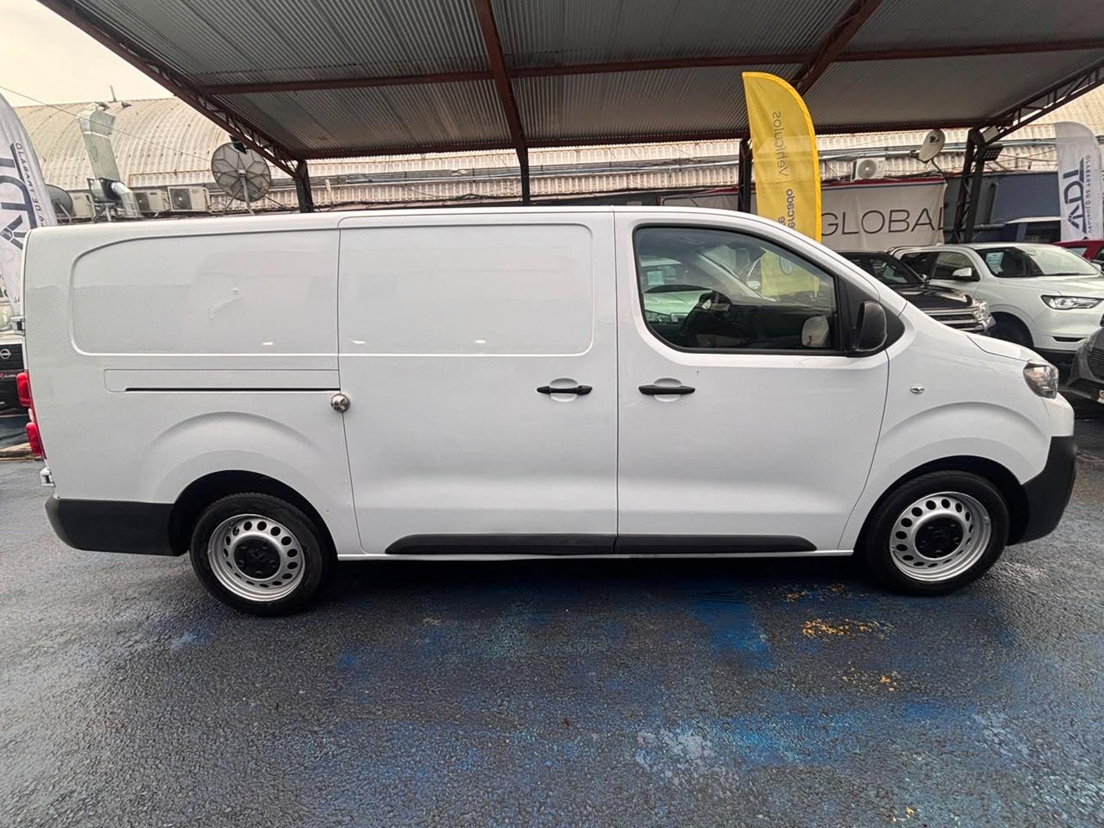 Peugeot EXPERT 2023 - Imagen 5 de 10