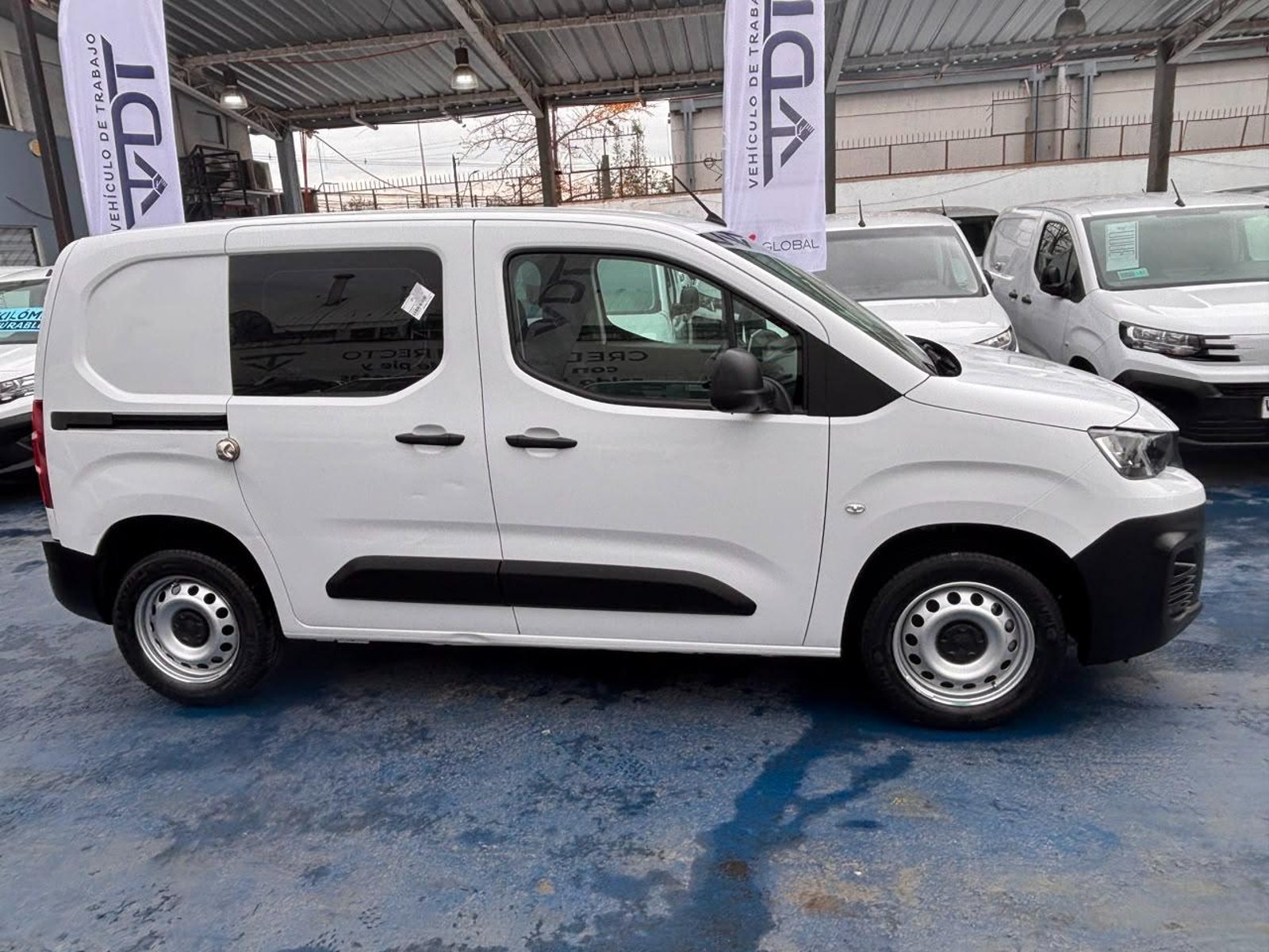 Peugeot PARTNER 2024 - Imagen 4 de 10