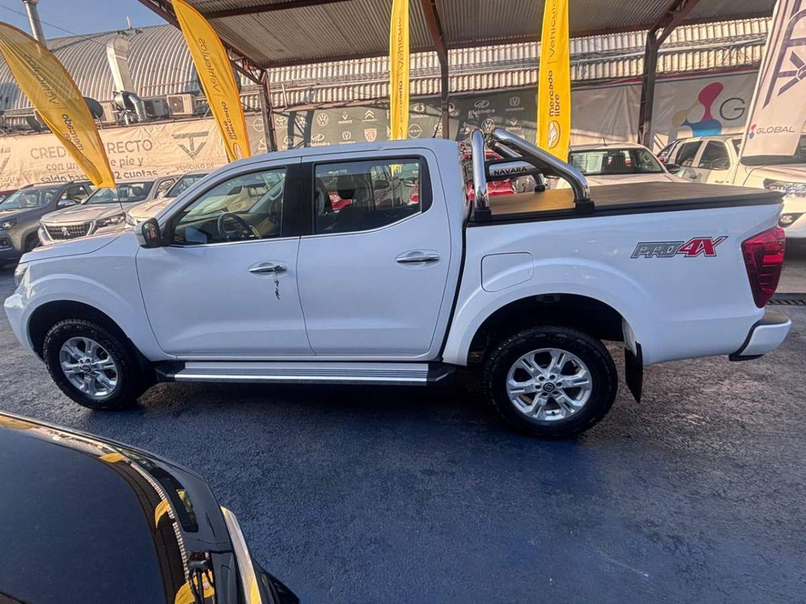 Nissan NAVARA D CAB 2.3 2021 - Foto 5 de 10