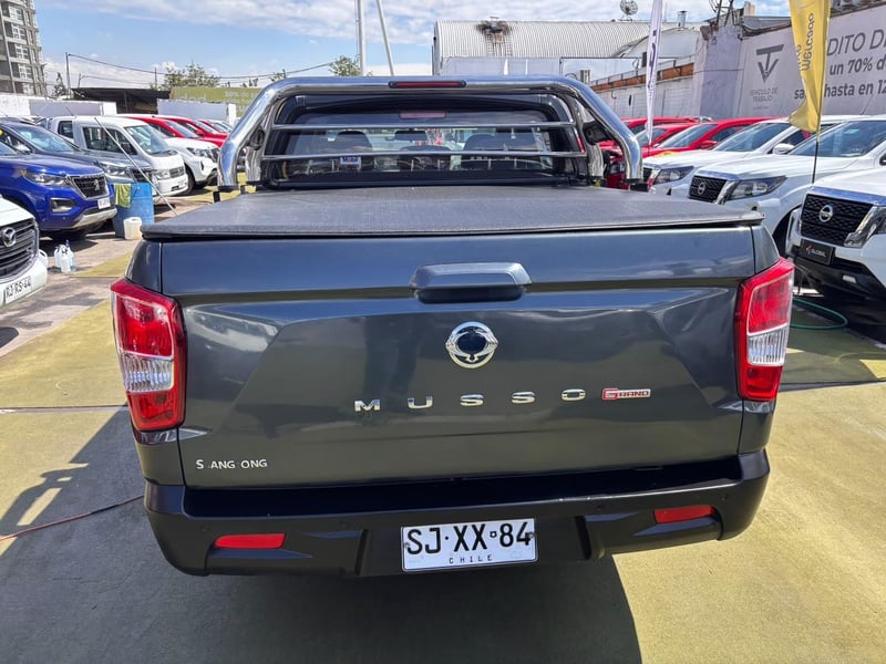 SsangYong Grand Musso 2023 - Imagen 7 de 10