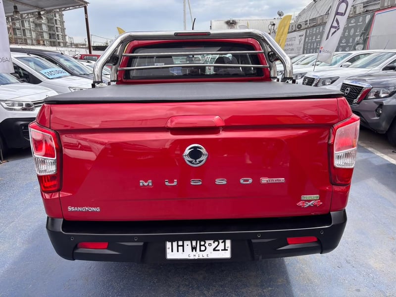 SsangYong Grand Musso GLX 2.2L 4X4 6MT 2024 - Imagen 7 de 10