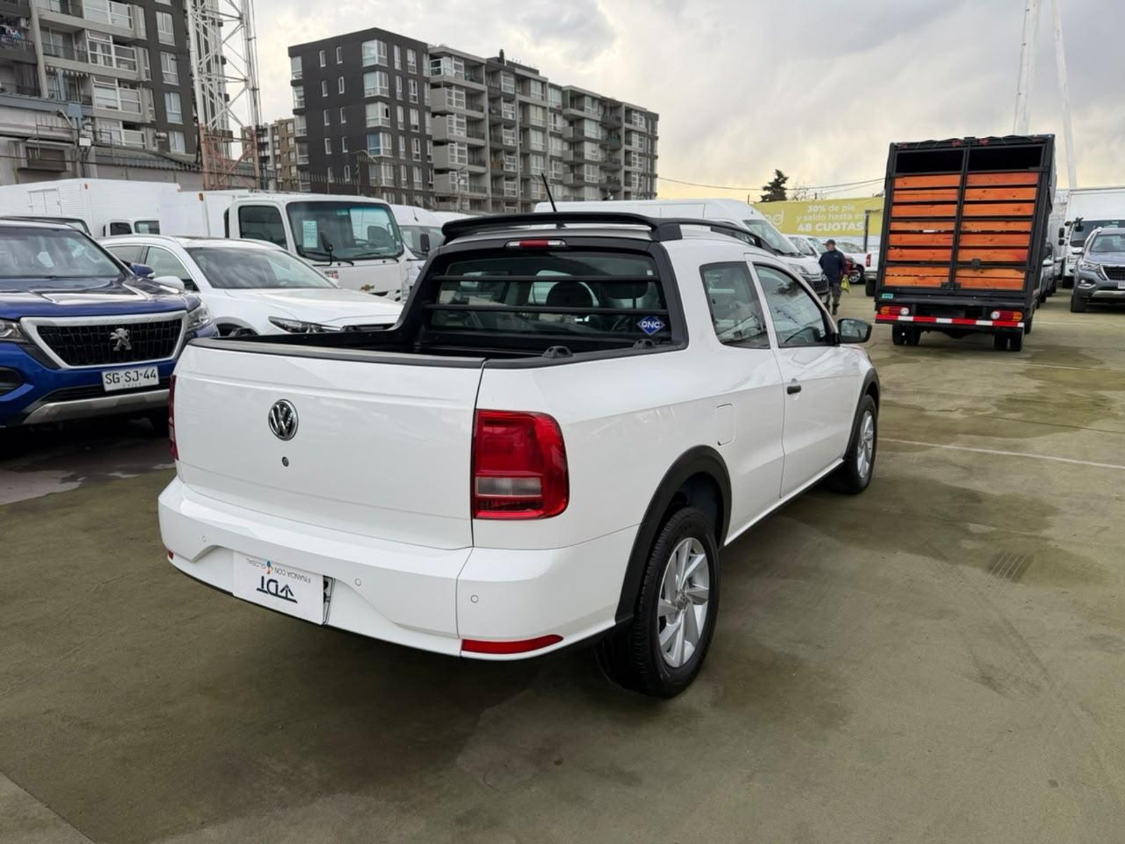 Volkswagen SAVEIRO Cabina Extendida 1.6 2022 - Imagen 8 de 10