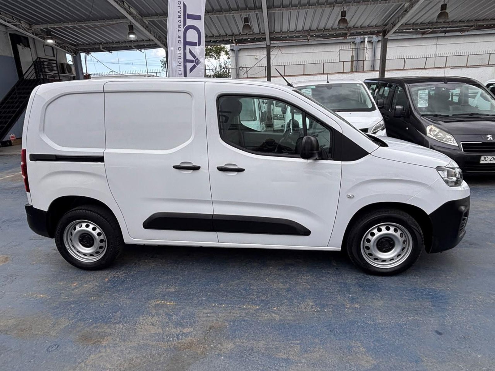 Citroën Berlingo 2024 - Foto 4 de 10