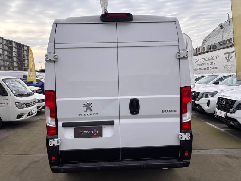 Peugeot Boxer L2H2 2.0 Diesel 2023 - Imagen 7 de 10