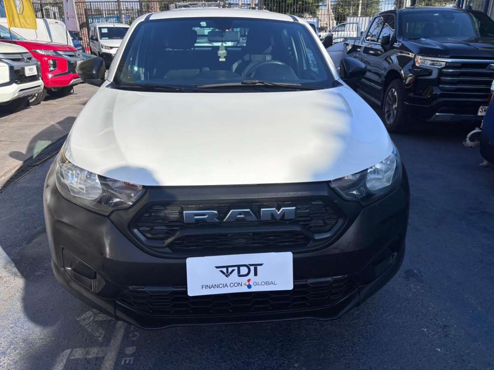 RAM 700SLT 2023 - Foto 2 de 10